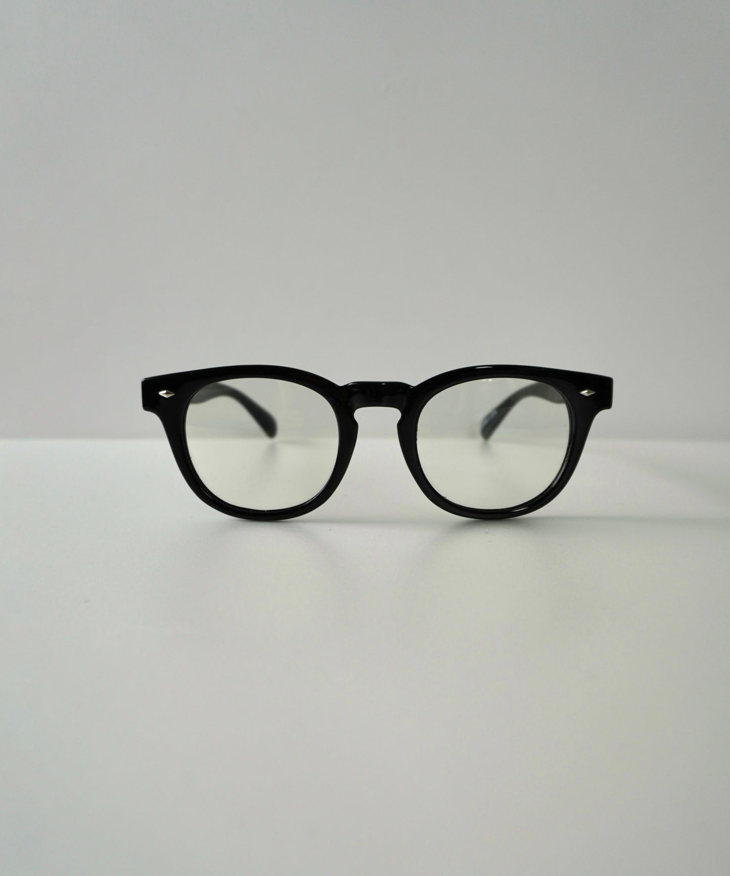 Photochromic wellington sunglasses
