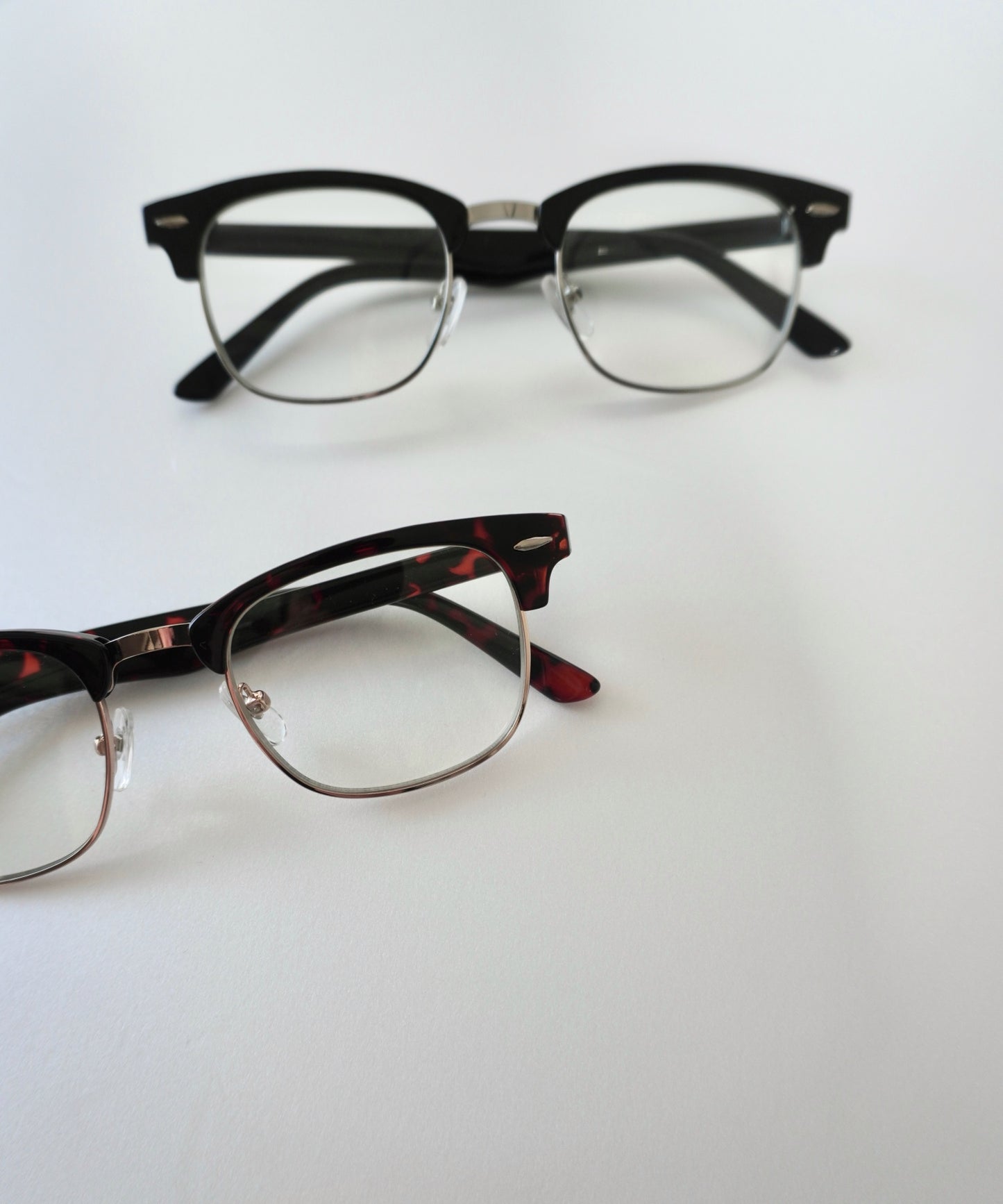 Wednesday classic brow glasses