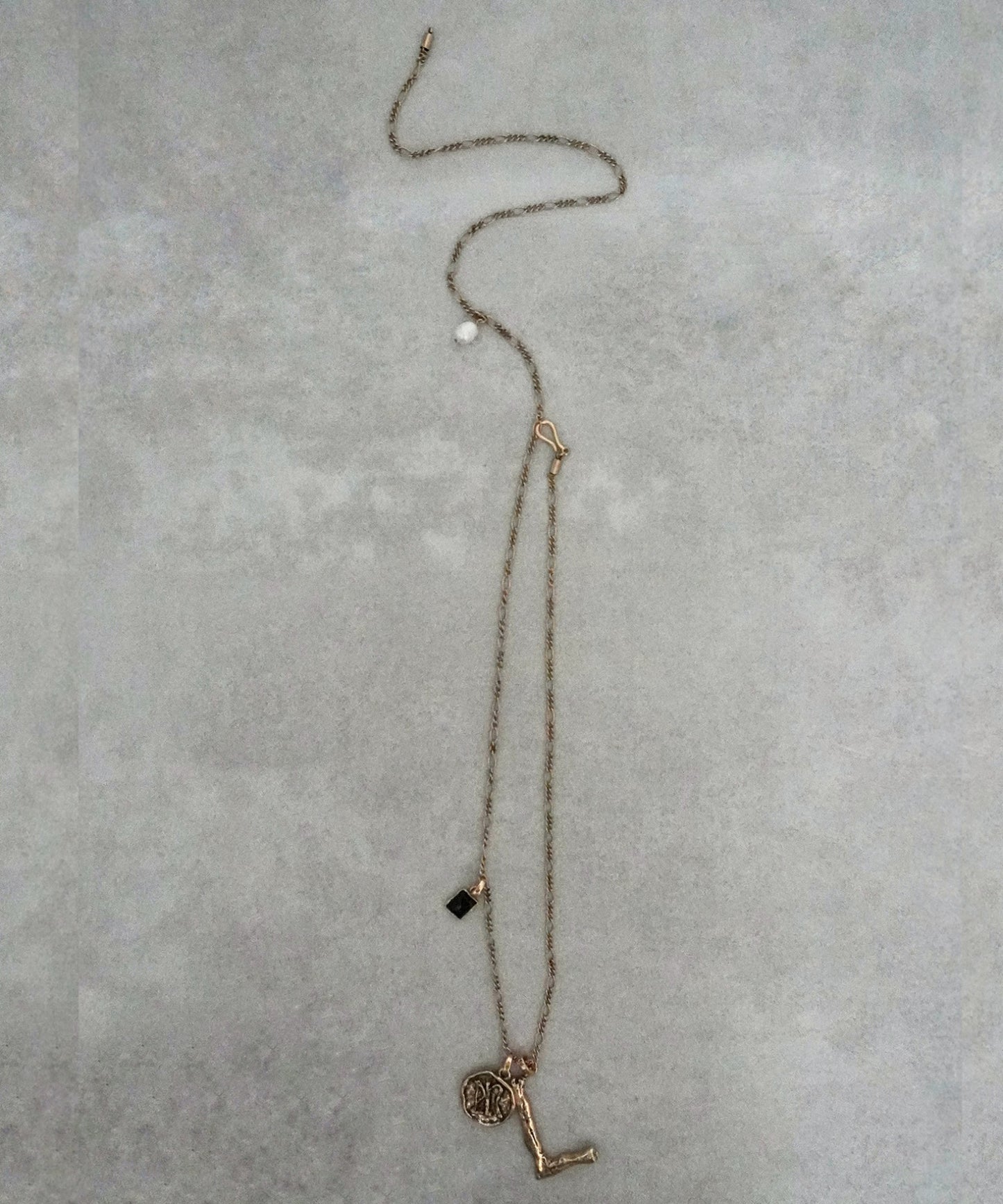 "L" pearl & stone necklace