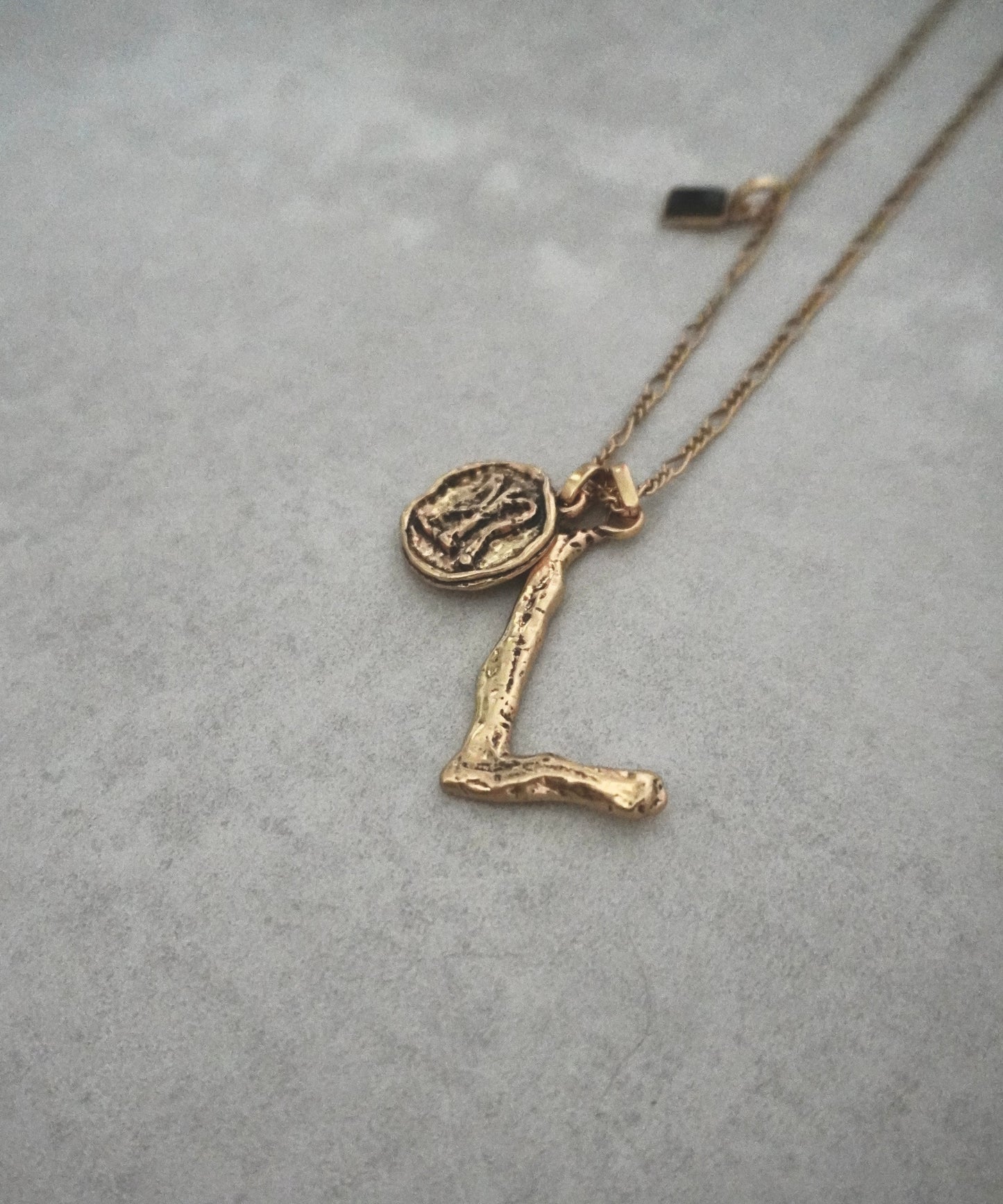 "L" pearl & stone necklace