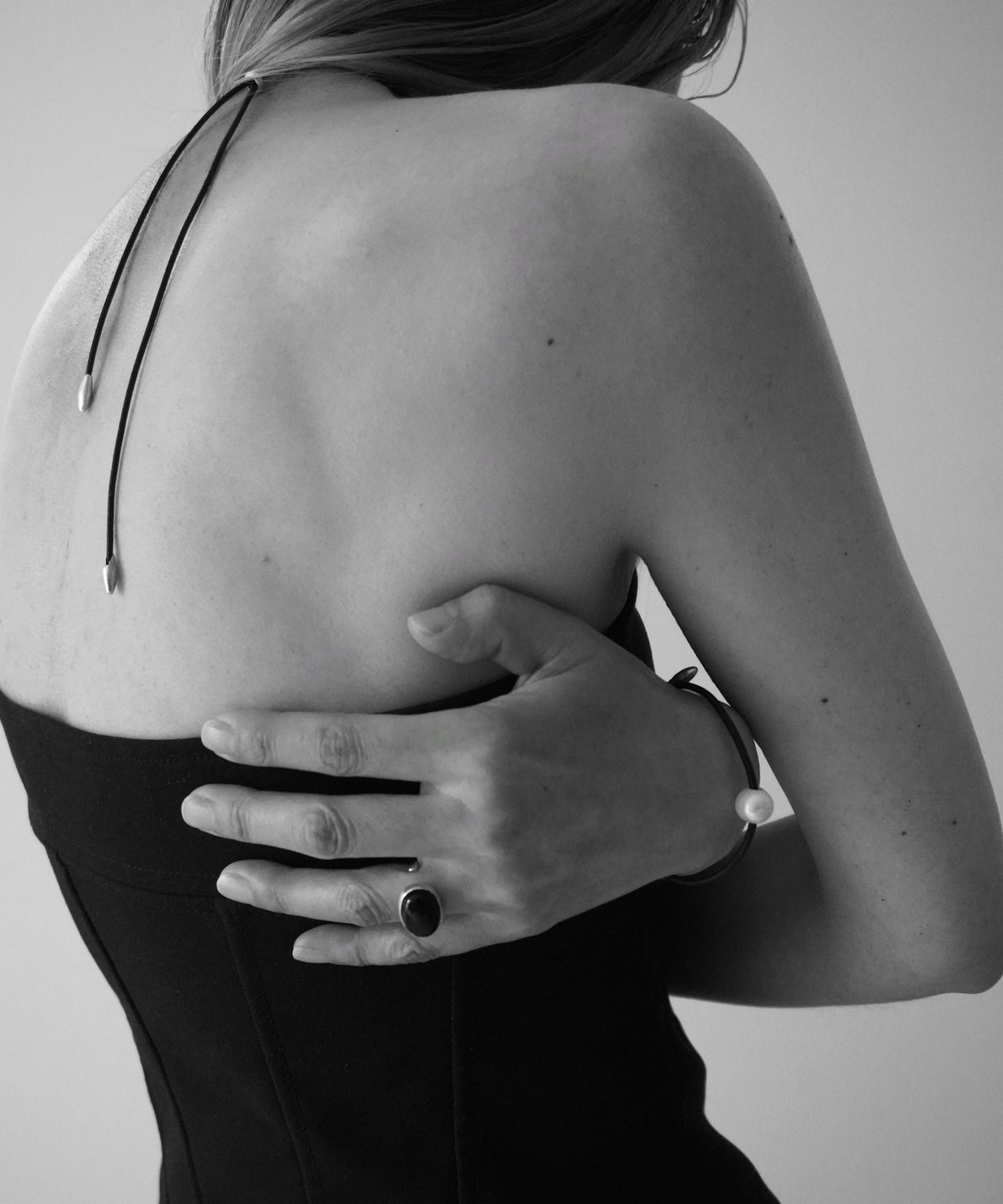 pearl leather code necklace