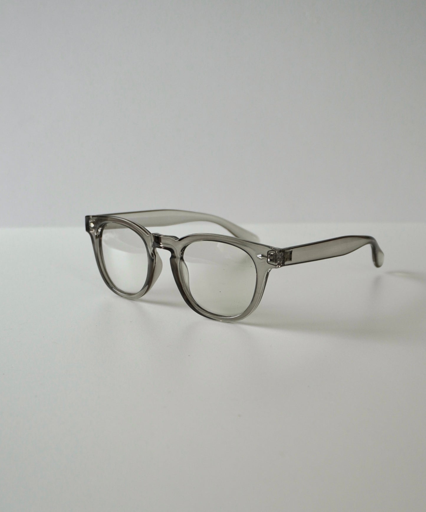 Photochromic wellington sunglasses