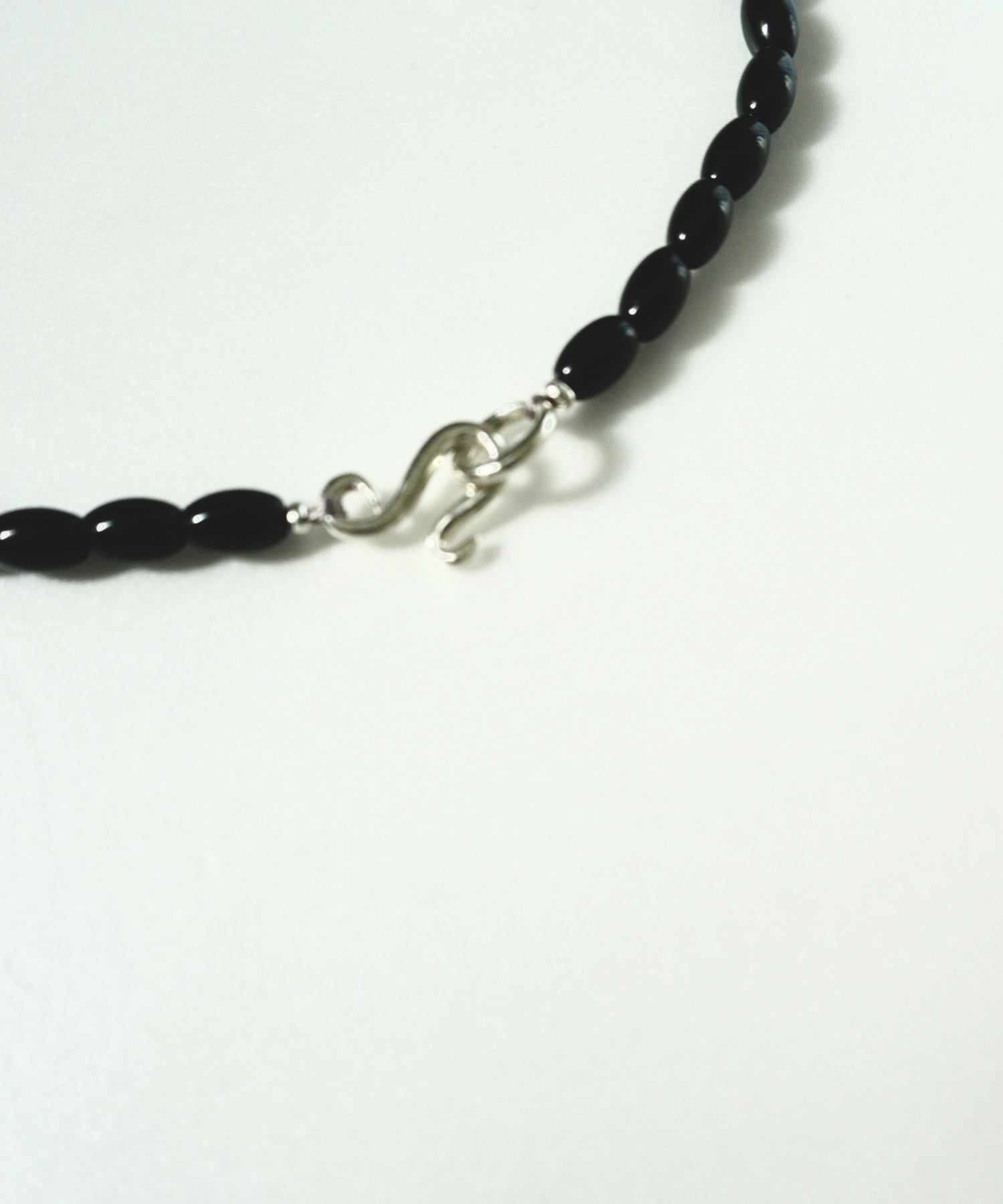 oval black onyx necklace – Lynn.