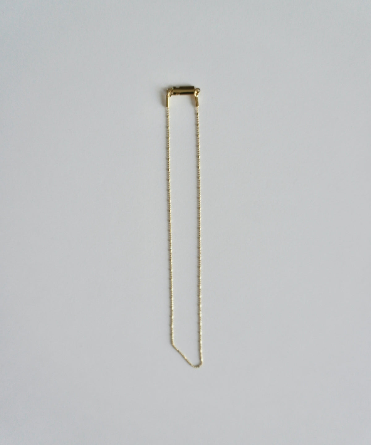 deformed twing & chain leather choker