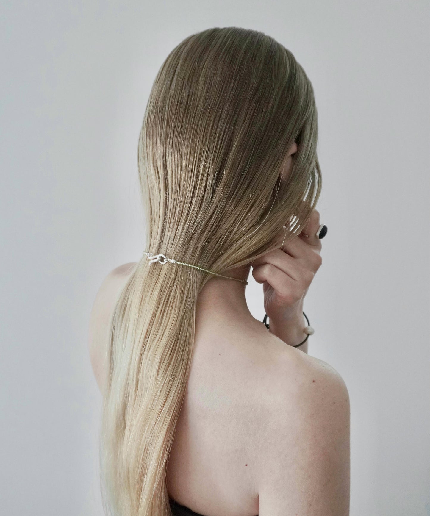 tsubomi stone necklace