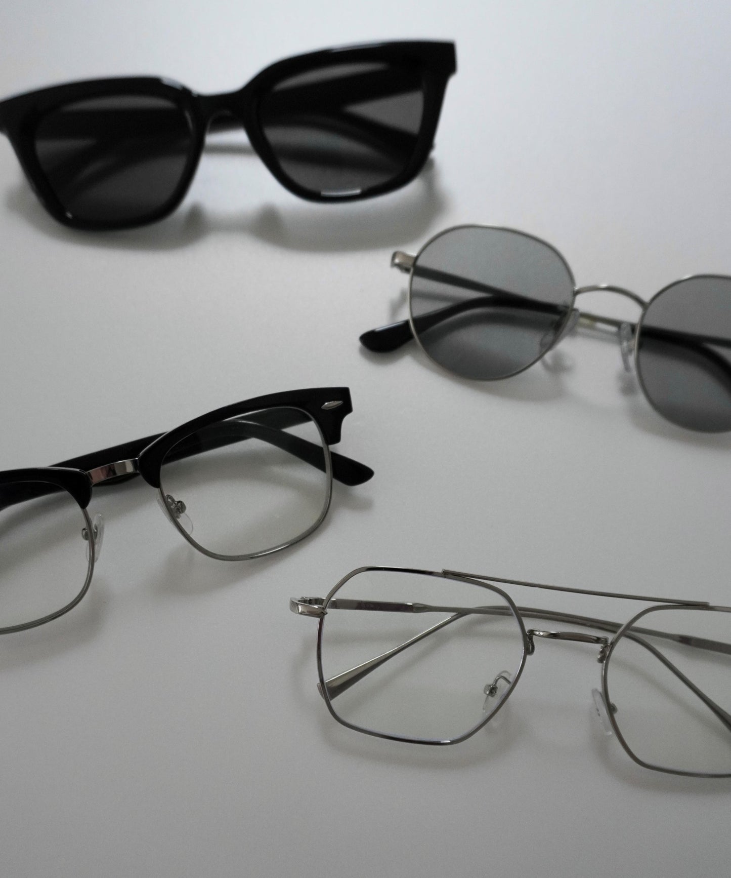 Wednesday classic brow glasses