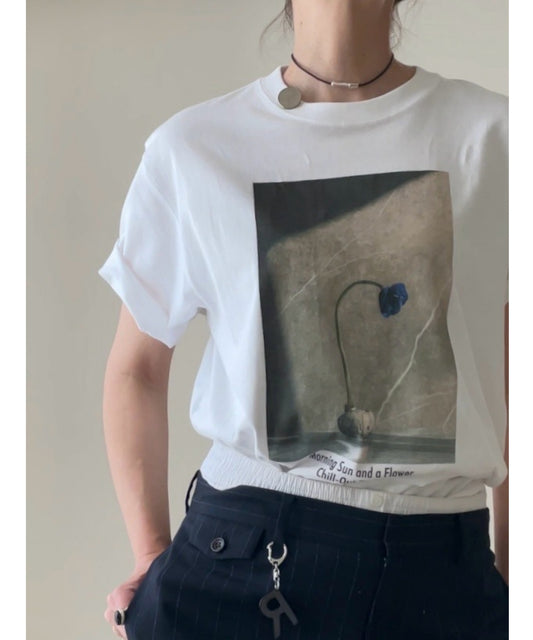Morning sun & A  FLOWER  TEE