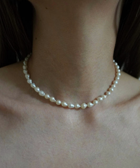 dewdrop pearl necklace